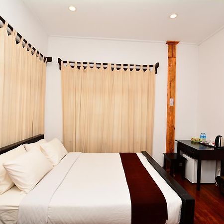 The Manor Hotel Nyaung Shwe Εξωτερικό φωτογραφία