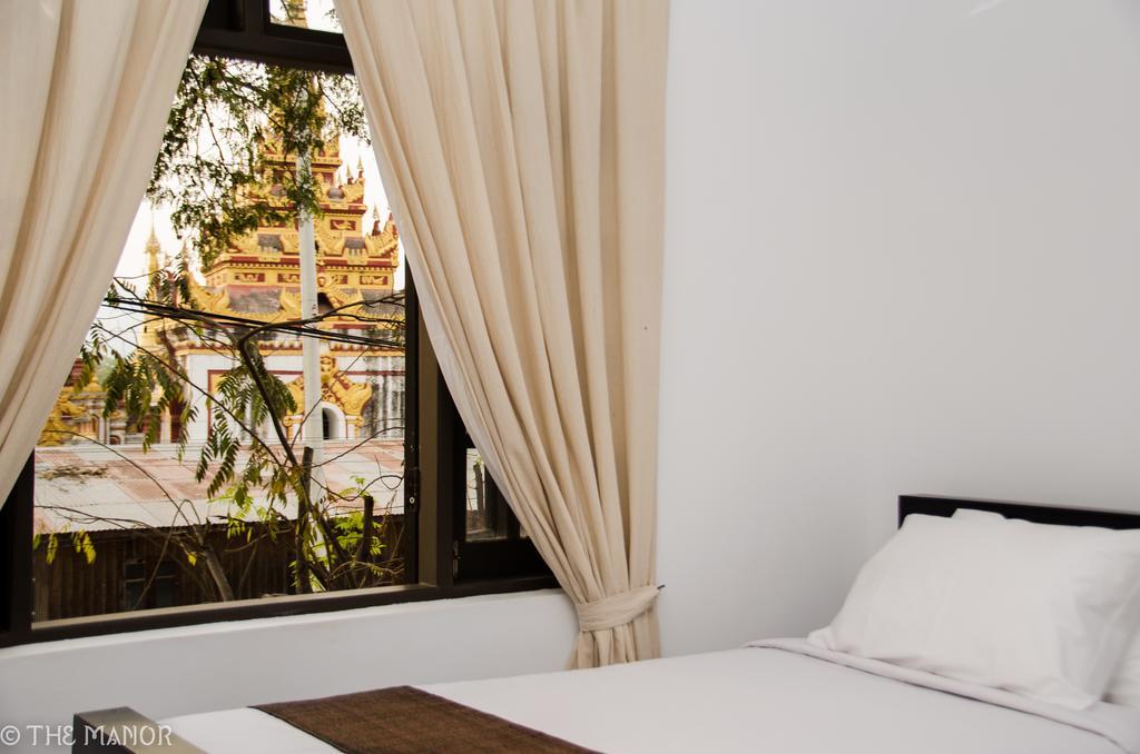 The Manor Hotel Nyaung Shwe Δωμάτιο φωτογραφία